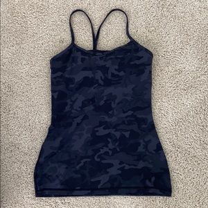 Lululemon women’s power Y tank- black/grey camo